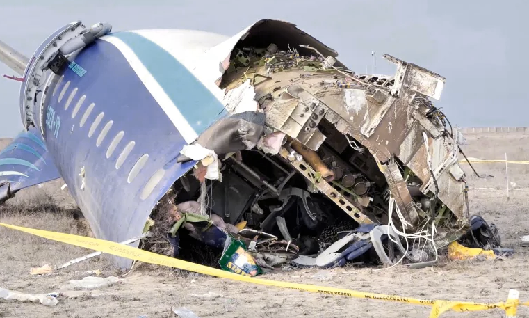 Beim Absturz des Passagierflugzeugs in Kasachstan kamen 38 Menschen ums Leben.